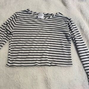Olivia Rae Livi long sleeve tee size medium